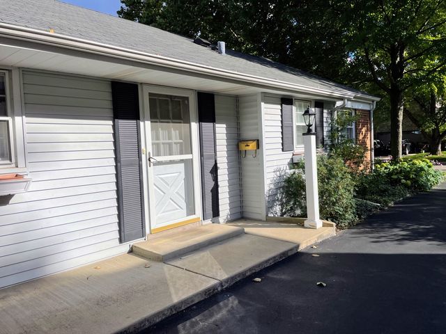 2546 Laurel Lane, Wilmette, IL 60091