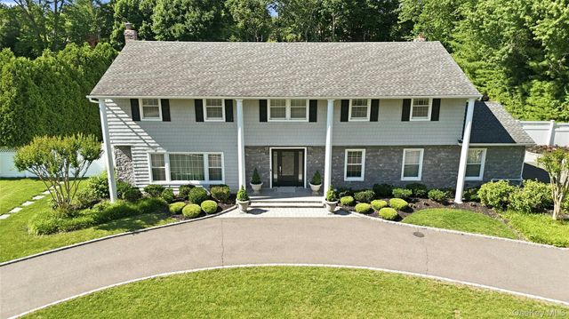 9 Vannina Place, Huntington, NY 11743