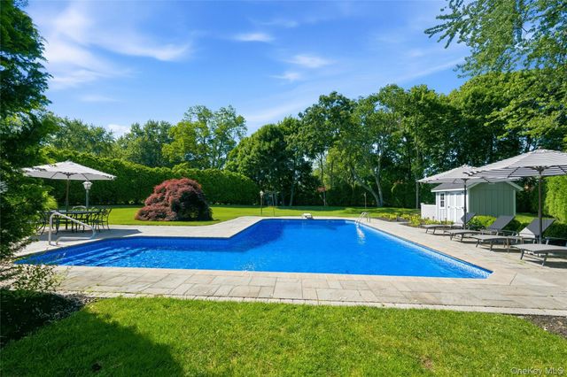 9 Vannina Place, Huntington, NY 11743