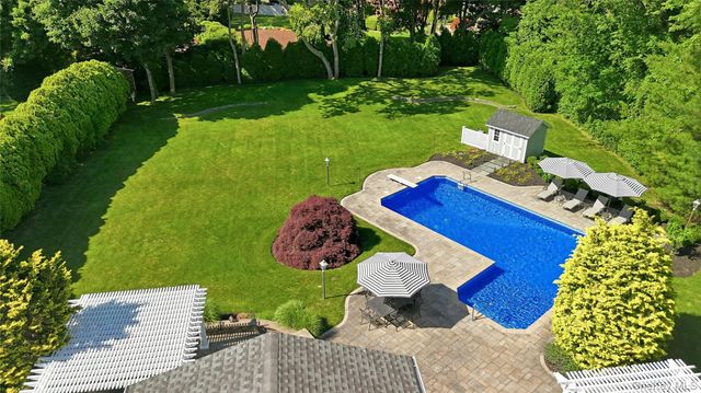 9 Vannina Place, Huntington, NY 11743