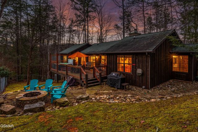 503 Eagle Trail, Gatlinburg, TN 37738