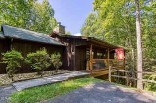 503 Eagle Trail, Gatlinburg, TN 37738