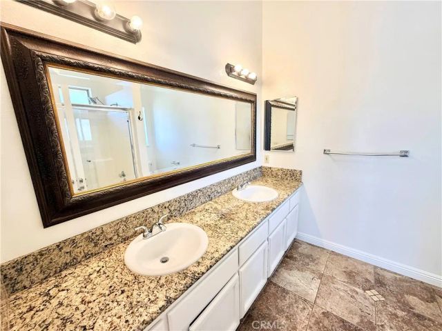 39542 Del Val Drive, Murrieta, CA 92562