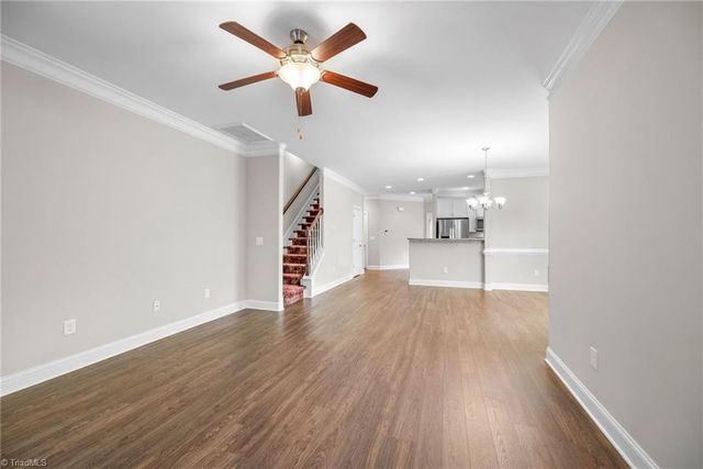 2934 York Place Drive, Walkertown, NC 27051
