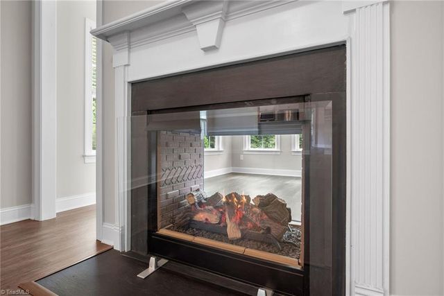 2934 York Place Drive, Walkertown, NC 27051