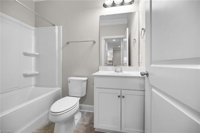 2934 York Place Drive, Walkertown, NC 27051