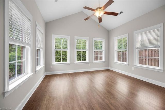 2934 York Place Drive, Walkertown, NC 27051