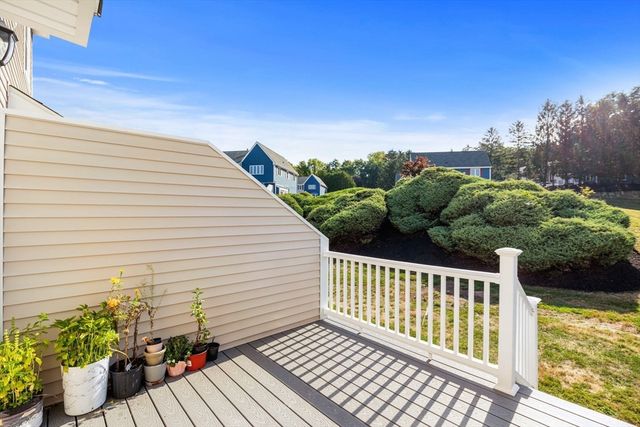 17 Fernwood Dr G, Leominster, MA 01453