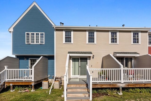 17 Fernwood Dr G, Leominster, MA 01453