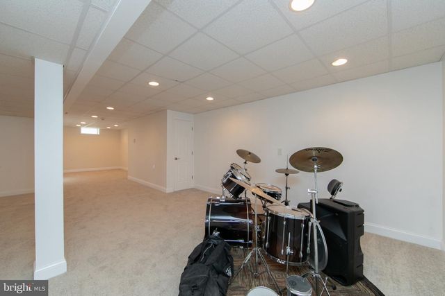 151 PINE AVE, West Berlin, NJ 08091