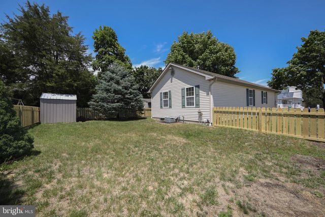 151 PINE AVE, West Berlin, NJ 08091