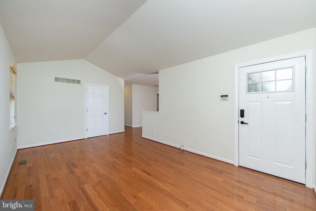 151 PINE AVE, West Berlin, NJ 08091