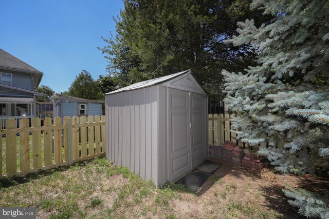151 PINE AVE, West Berlin, NJ 08091