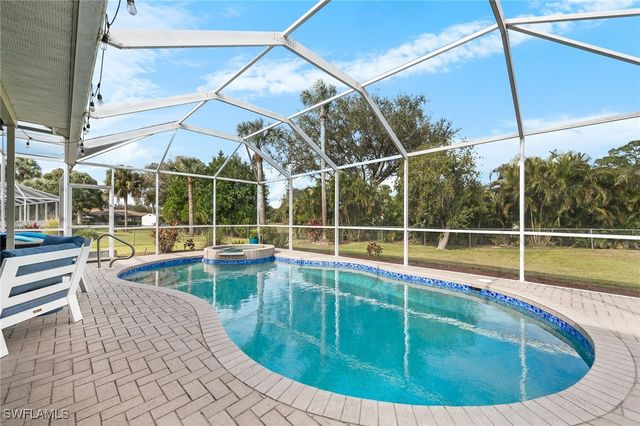 2610 Elva PL, Lehigh Acres, FL 33971