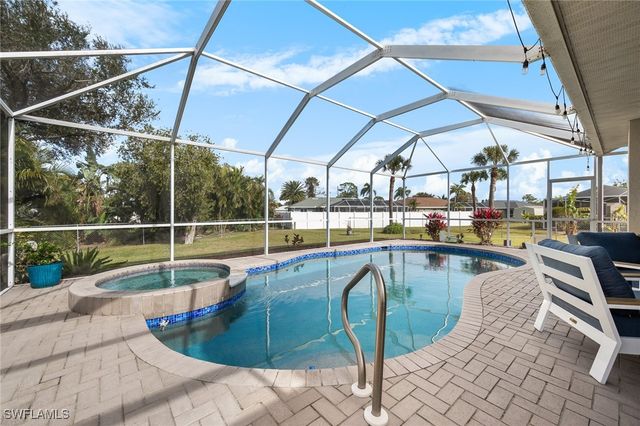 2610 Elva PL, Lehigh Acres, FL 33971