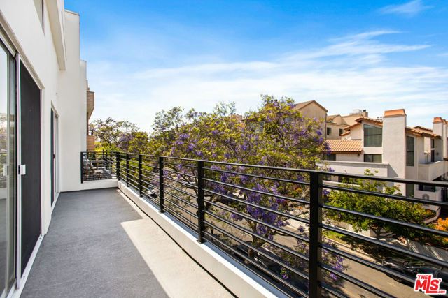 10630 Wilkins Avenue 301, West Los Angeles (los Angeles), CA 90024