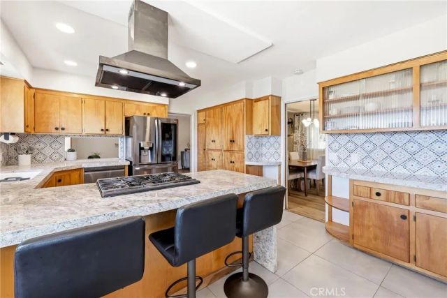 933 N Pine, Rialto, CA 92376