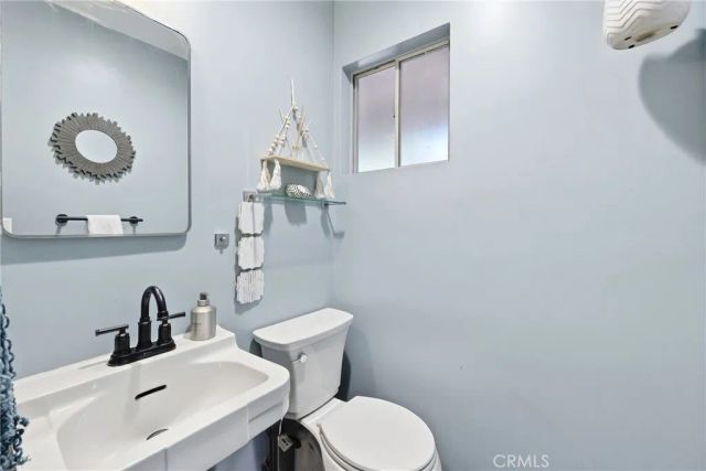 933 N Pine, Rialto, CA 92376