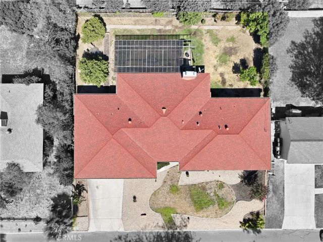 933 N Pine, Rialto, CA 92376