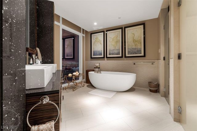 3750 Las Vegas Boulevard 2608, Las Vegas, NV 89158