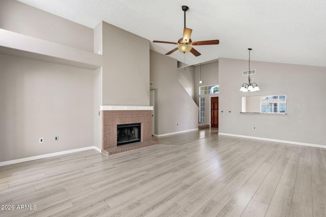 1146 N GRANADA Drive, Chandler, AZ 85226