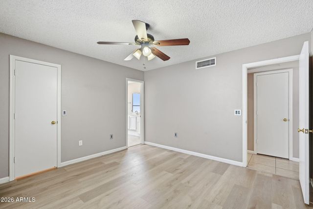1146 N GRANADA Drive, Chandler, AZ 85226