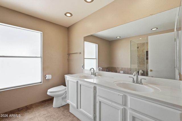 1146 N GRANADA Drive, Chandler, AZ 85226