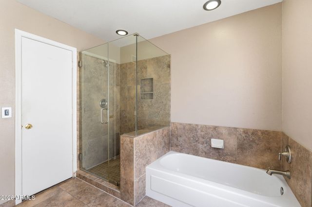 1146 N GRANADA Drive, Chandler, AZ 85226