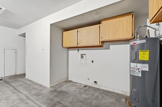 1146 N GRANADA Drive, Chandler, AZ 85226