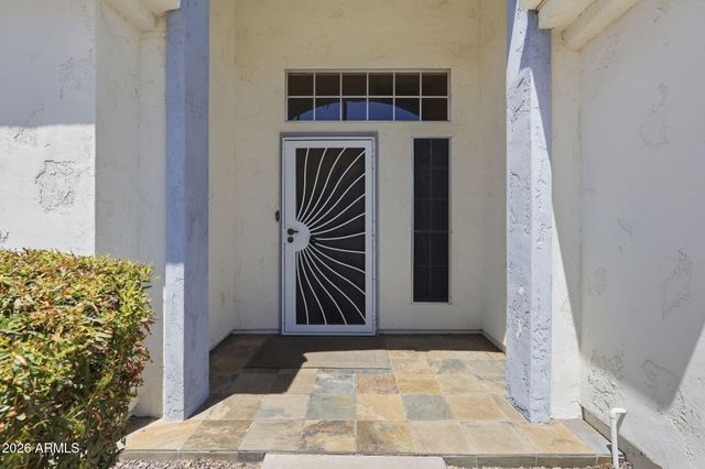 1146 N GRANADA Drive, Chandler, AZ 85226