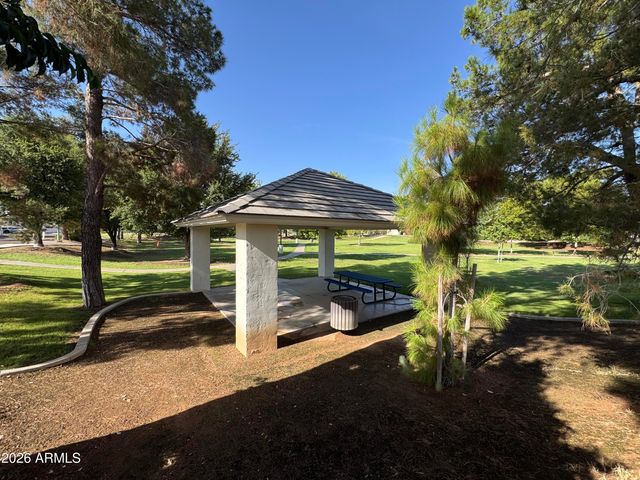 1146 N GRANADA Drive, Chandler, AZ 85226