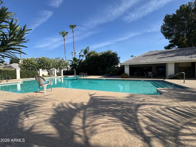 1146 N GRANADA Drive, Chandler, AZ 85226