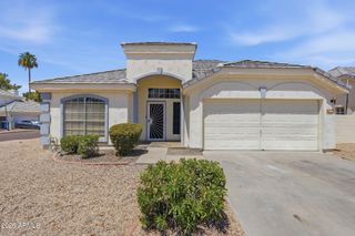 1146 N GRANADA Drive, Chandler, AZ 85226