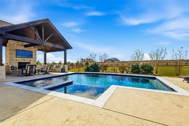 3324 Glenmore Avenue, Northlake, TX 76247