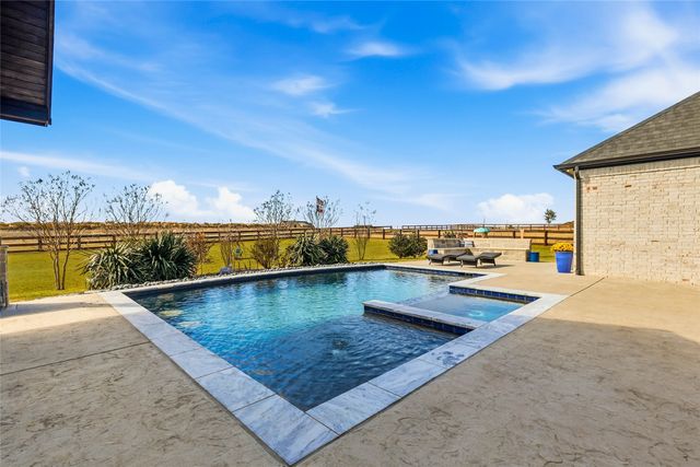 3324 Glenmore Avenue, Northlake, TX 76247