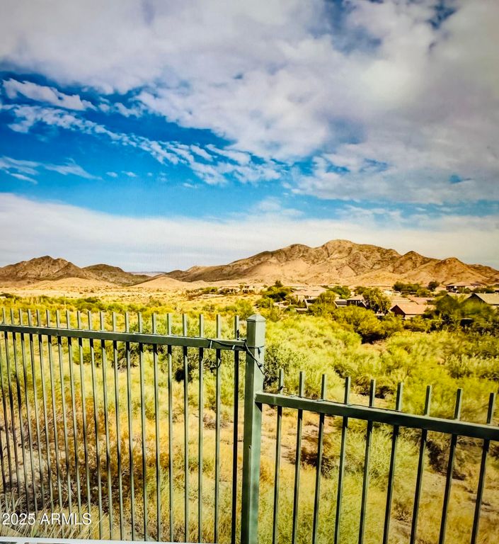 43213 N VISTA HILLS Drive, Anthem, AZ 85086