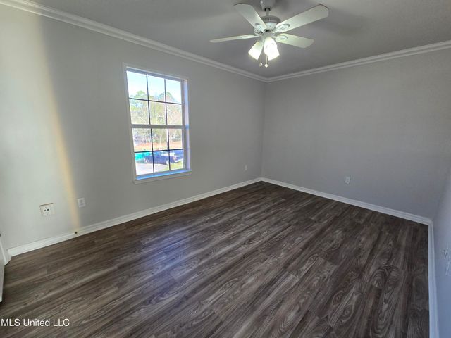 10479 Cal Lane, Gulfport, MS 39503