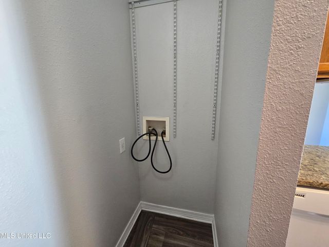 10479 Cal Lane, Gulfport, MS 39503