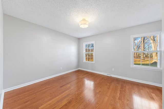 731 Maynard Ln, Columbia, TN 38401