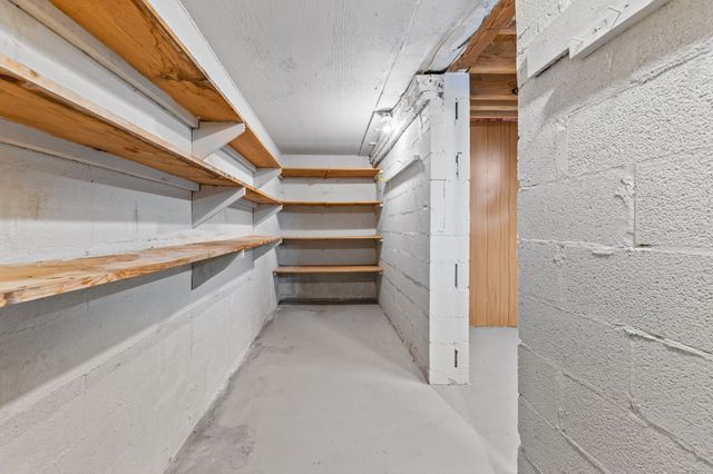 731 Maynard Ln, Columbia, TN 38401