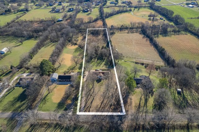 731 Maynard Ln, Columbia, TN 38401