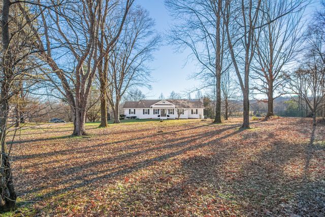 731 Maynard Ln, Columbia, TN 38401