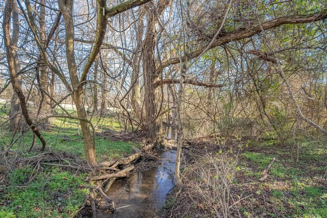 731 Maynard Ln, Columbia, TN 38401