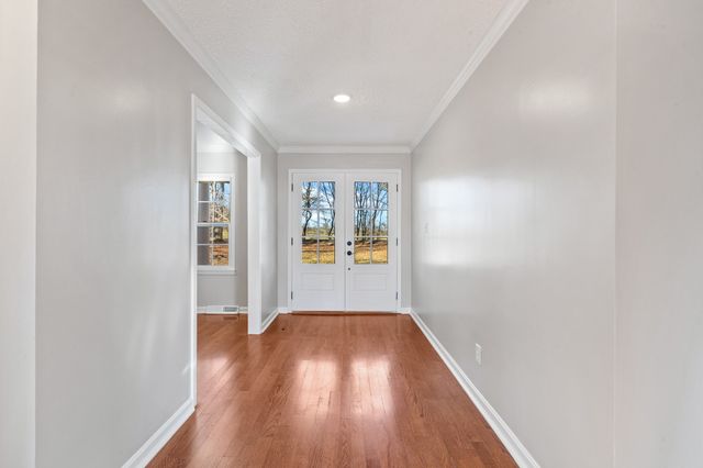 731 Maynard Ln, Columbia, TN 38401