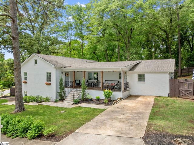 2 Prancer Avenue, Greenville, SC 29605