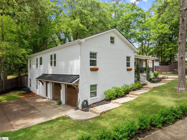 2 Prancer Avenue, Greenville, SC 29605