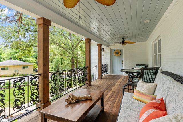 2 Prancer Avenue, Greenville, SC 29605