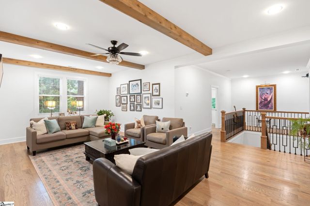 2 Prancer Avenue, Greenville, SC 29605