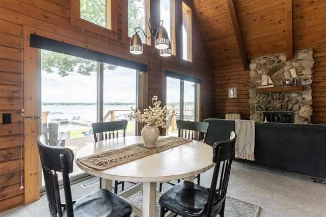 9715 Woodlawn Drive, Portage, MI 49002