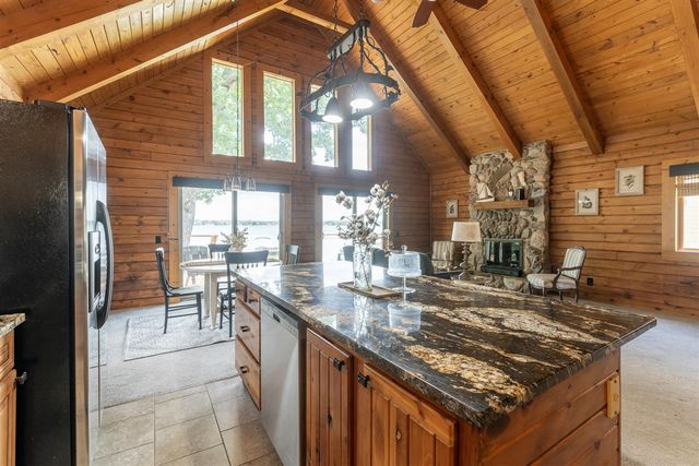 9715 Woodlawn Drive, Portage, MI 49002